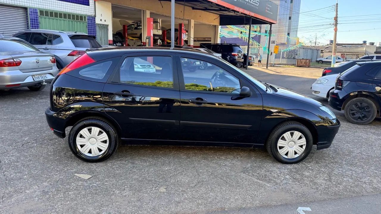 Ford Focus 1.6 S/SE/SE PLUS FLEX 8V/16V 5P 2009