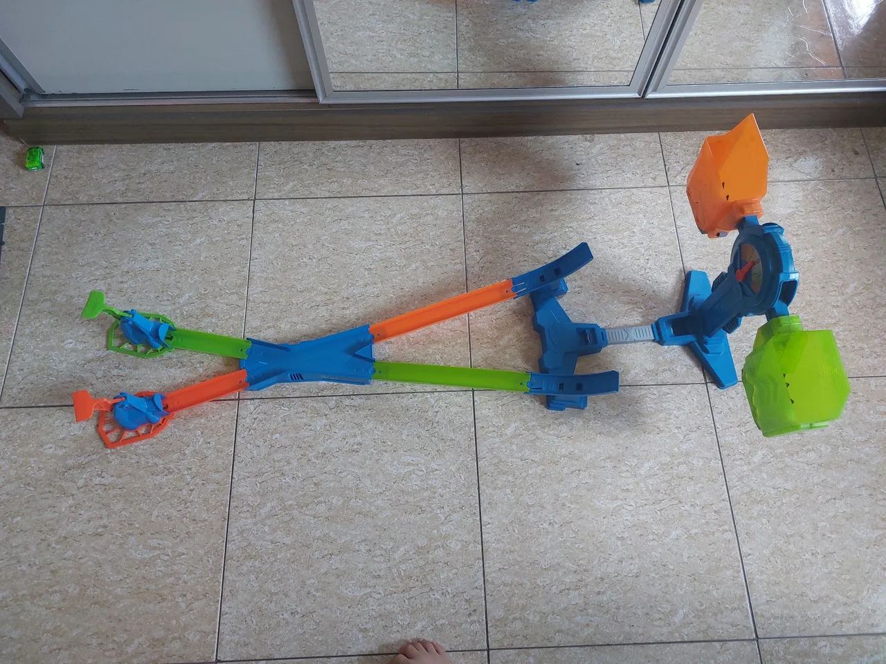 Vendo!! Pista hot wheels da balança em otimas condições - Foto 4