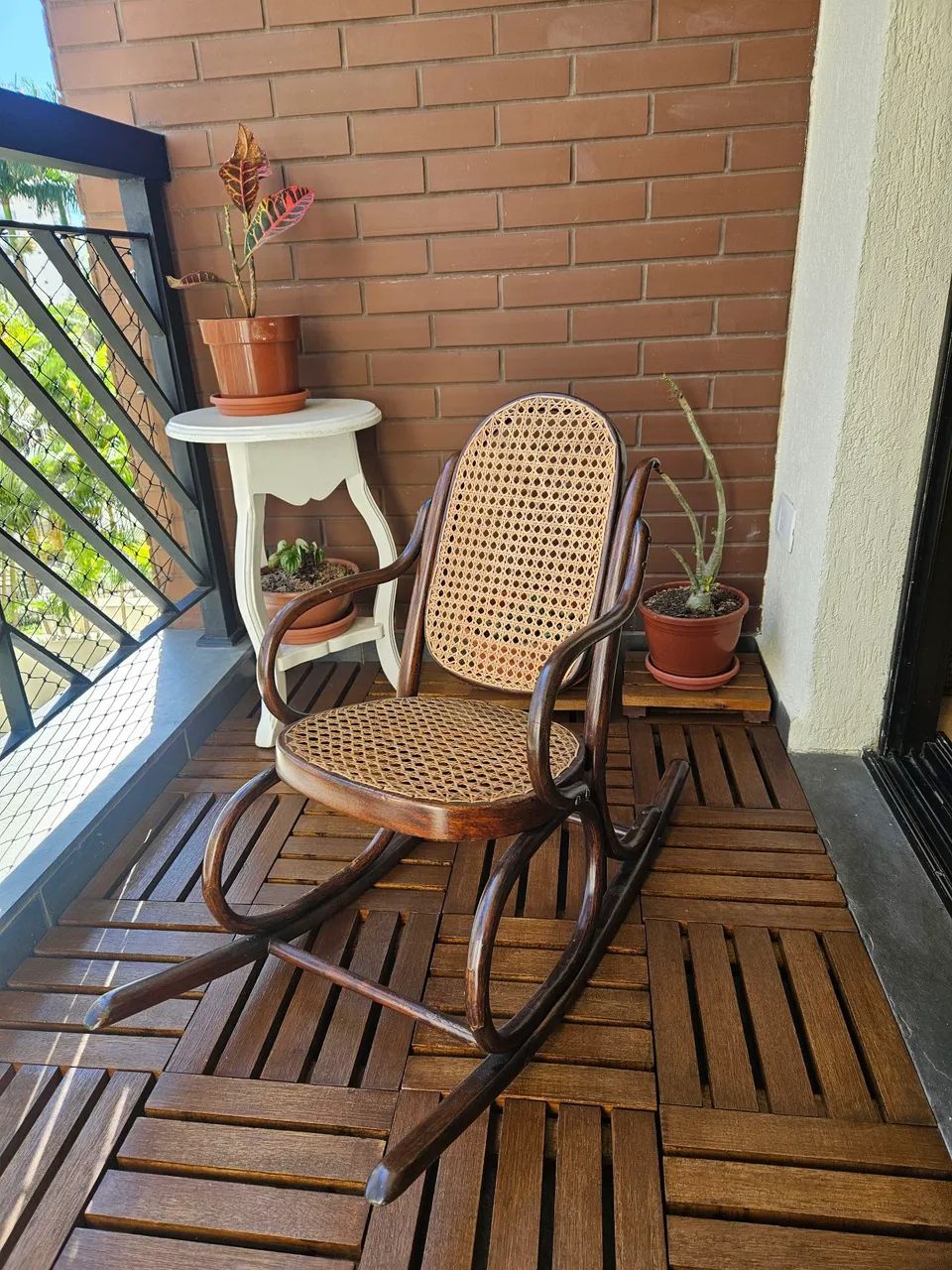 Cadeira de balanço pequena - Foto 3