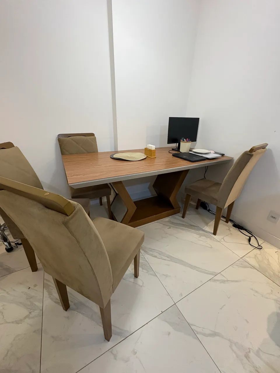 Mesa de Jantar 6 cadeiras - Foto 4