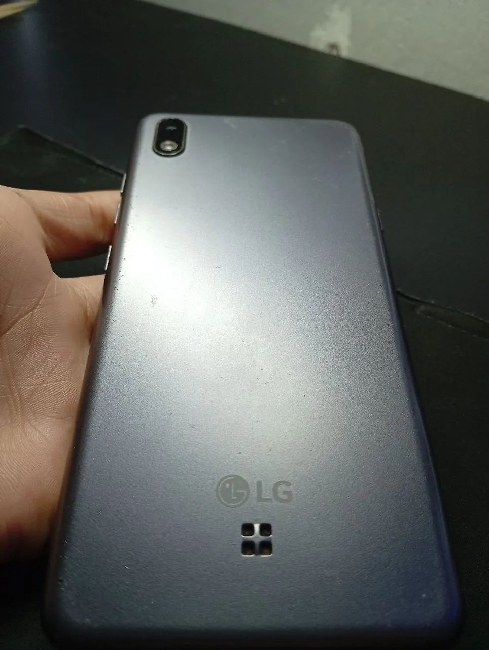 LG k8 funcionando com defeito na parte de cima da tela - Foto 2