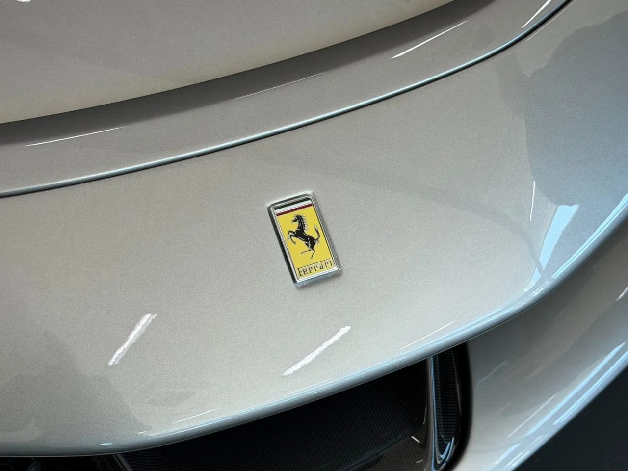 Ferrari SF 90 SPIDER 4.0 V8 Bi-Turbo (Híbrido), foto 10 de 20