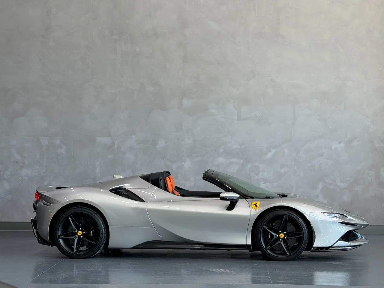 Ferrari SF 90 SPIDER 4.0 V8 Bi-Turbo (Híbrido), foto 6 de 20