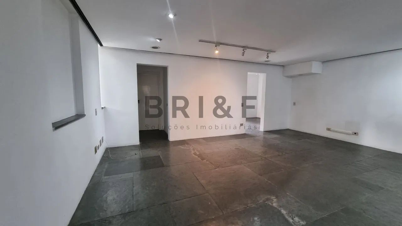 SOBRADO COMERCIAL E RESIDENCIAL COM 137M², 2 QUARTOS, 1 SUÍTE E 2 VAGAS NO MORUMBI - Foto 4