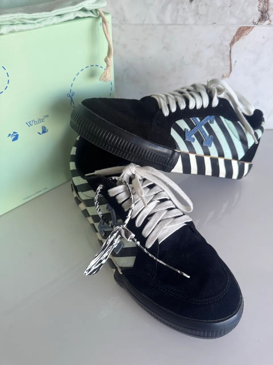Off white vulcanized 