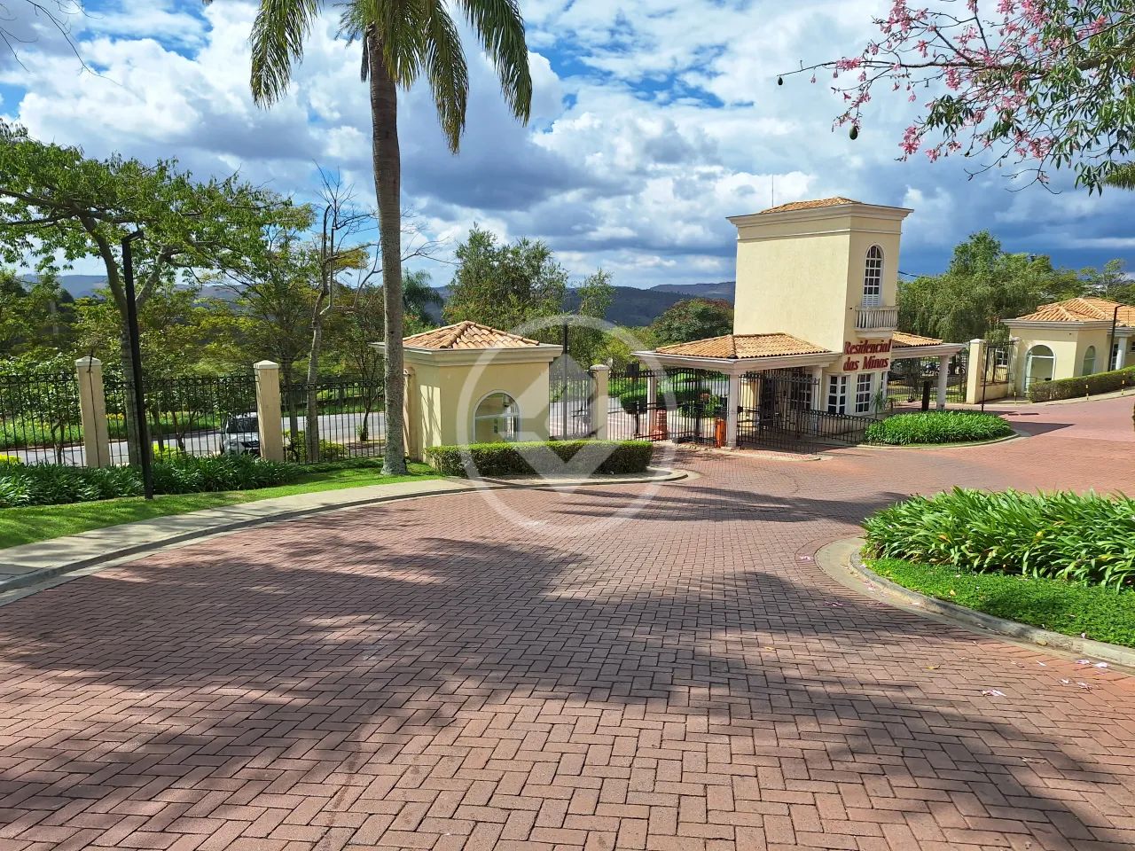 Lote de 784,13m2 à venda no Alphaville codigo: 65636