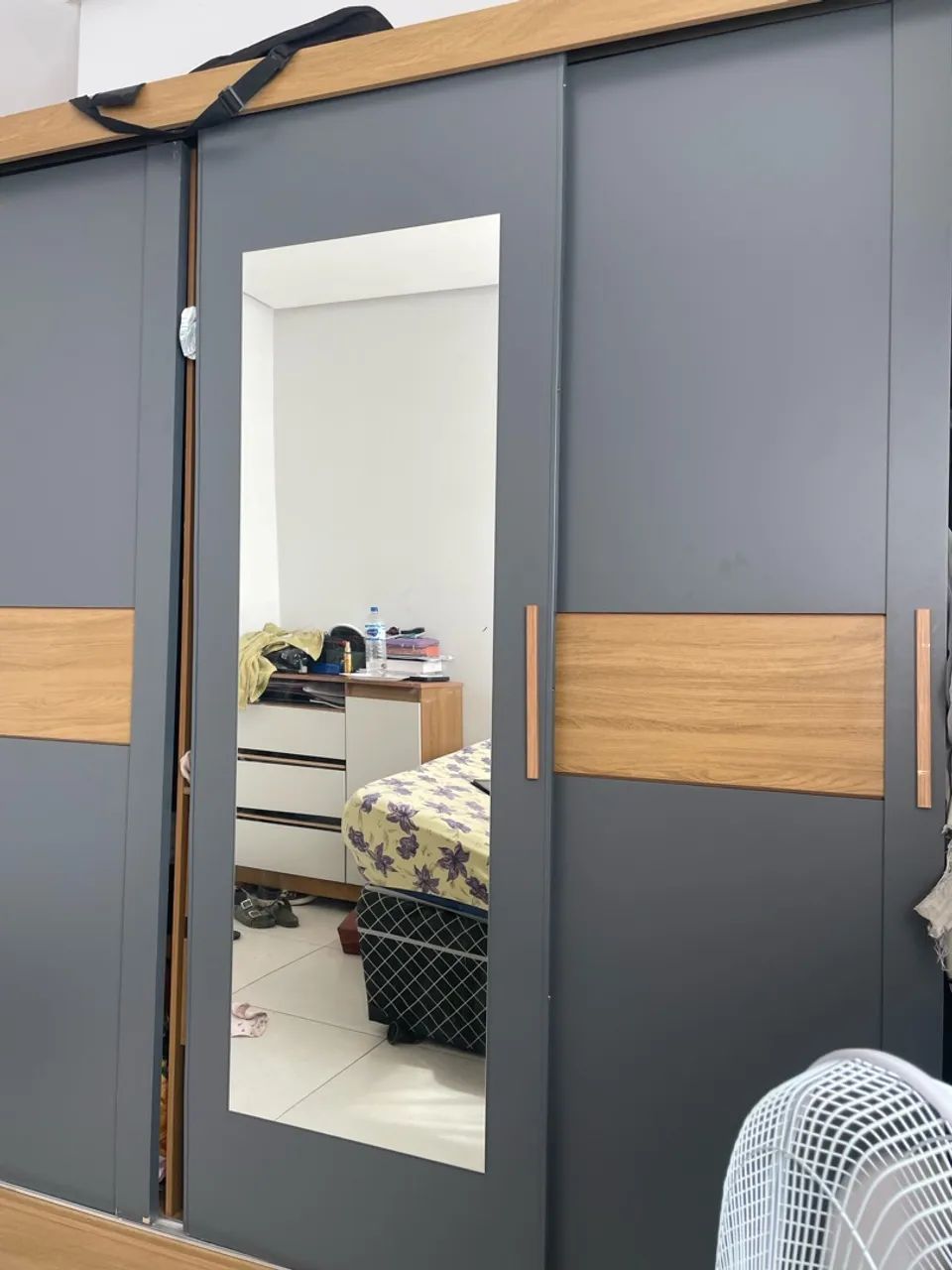 Guarda roupa em ótimo estado  - Foto 2