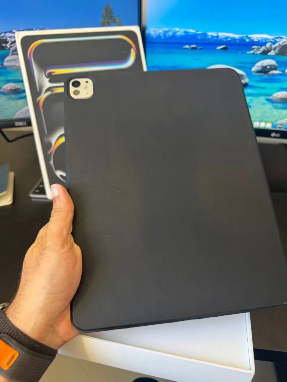 iPad Pro M4 de 13' 256GB - Impecável - Tablets e E-Readers - Barro