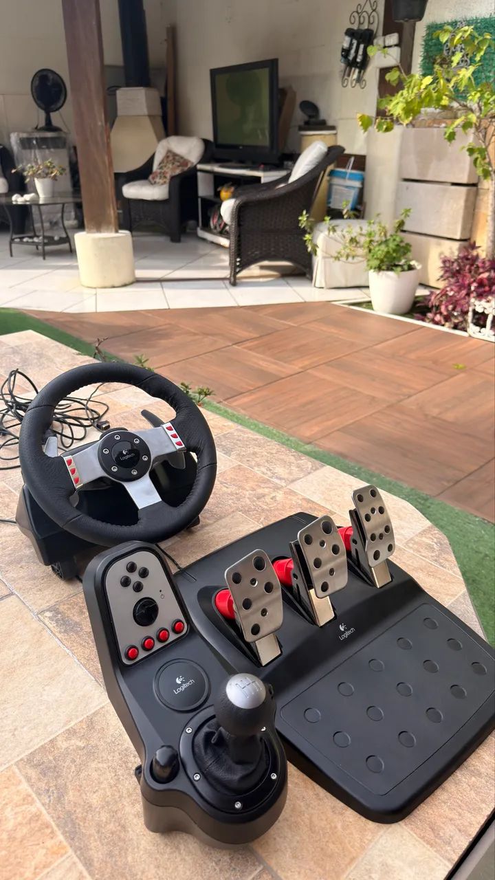 Volante G27 impecável  - Foto 3