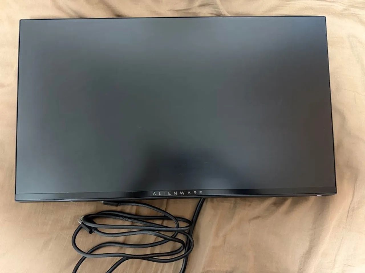 Monitor 240Hz  IPS Alienware aw2521hf