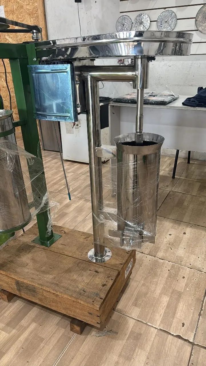 MÁQUINA INOX PARA BATER AÇAÍ - Foto 4