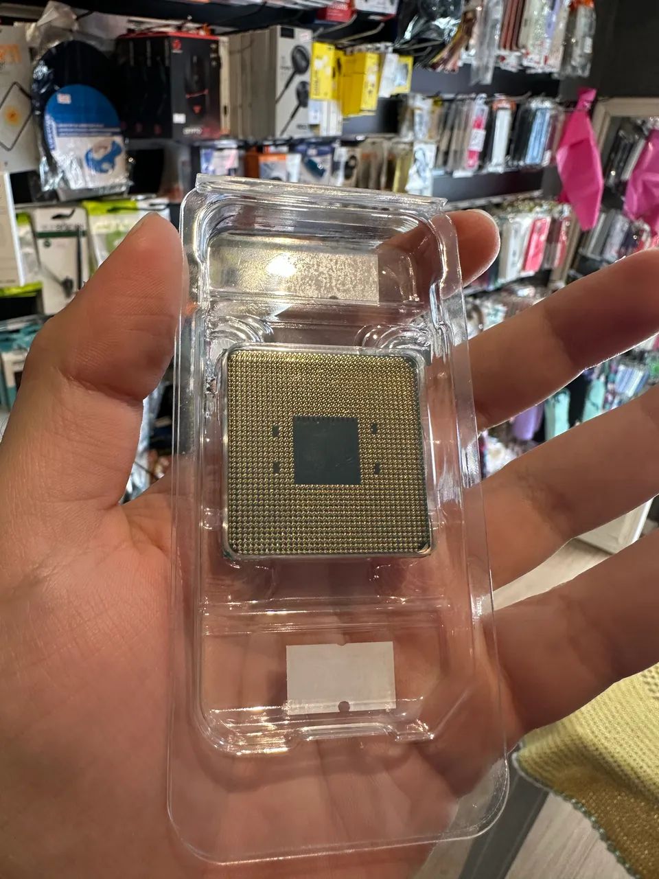 PROCESSADOR AMD RYZEN 5 PRO 2400G AM4 - Foto 2