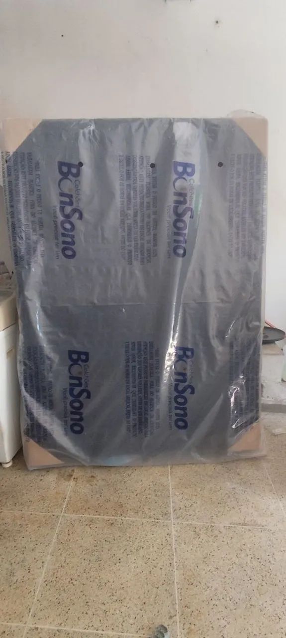 Cama Box Casal NOVA (nunca usada) 350$