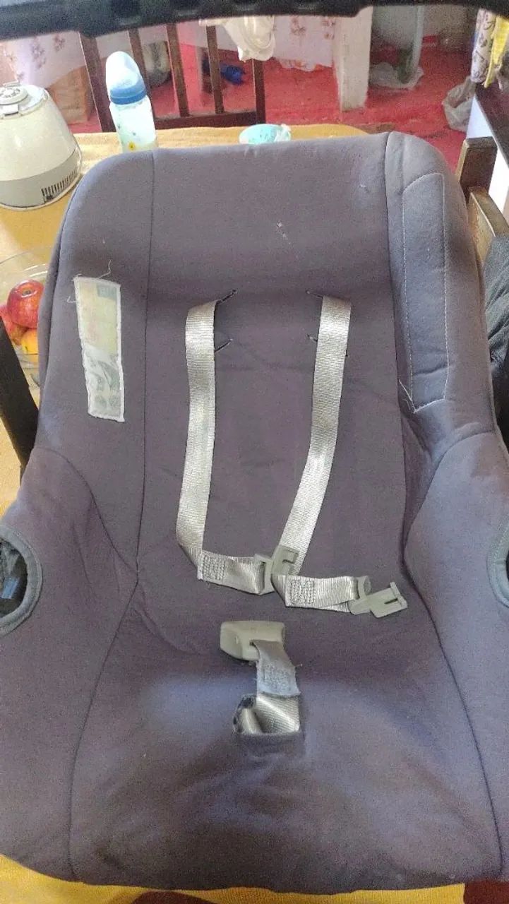 Vende- se bebê conforto 