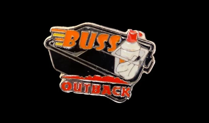 Pins Outback ( Buss )