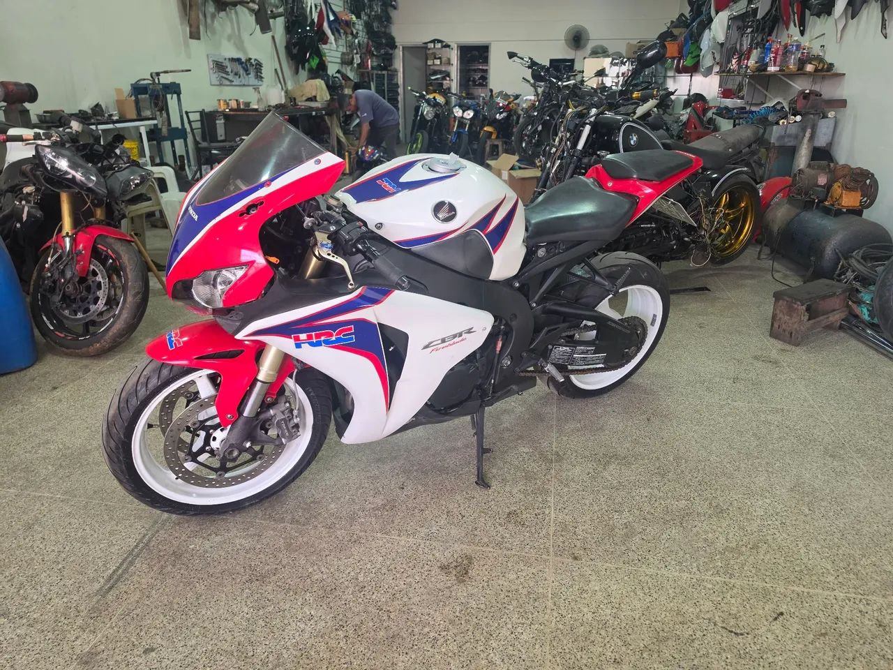 Cbr 1000 fireblade - Foto 2