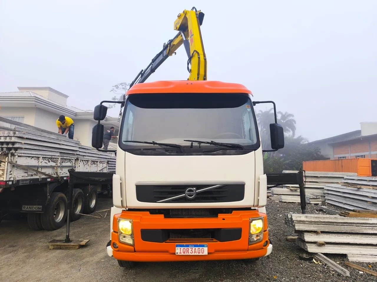 VOLVO VM 310 + MUNCK HYVA 2022 - PRONTO PARA TRABALHA - Foto 6