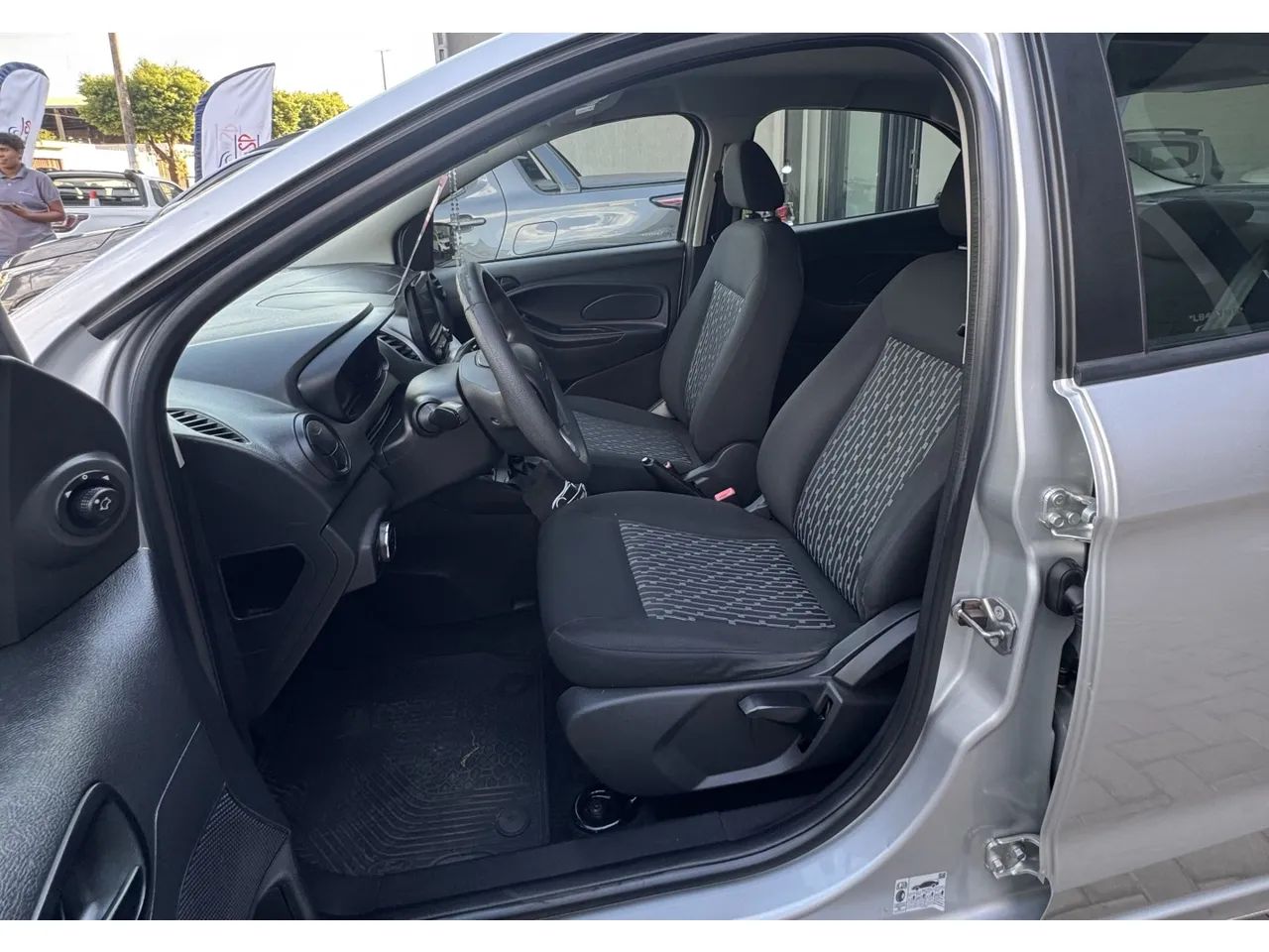 Ford KA 1.0 Tecno 8V Flex 3P 2020 - Foto 5