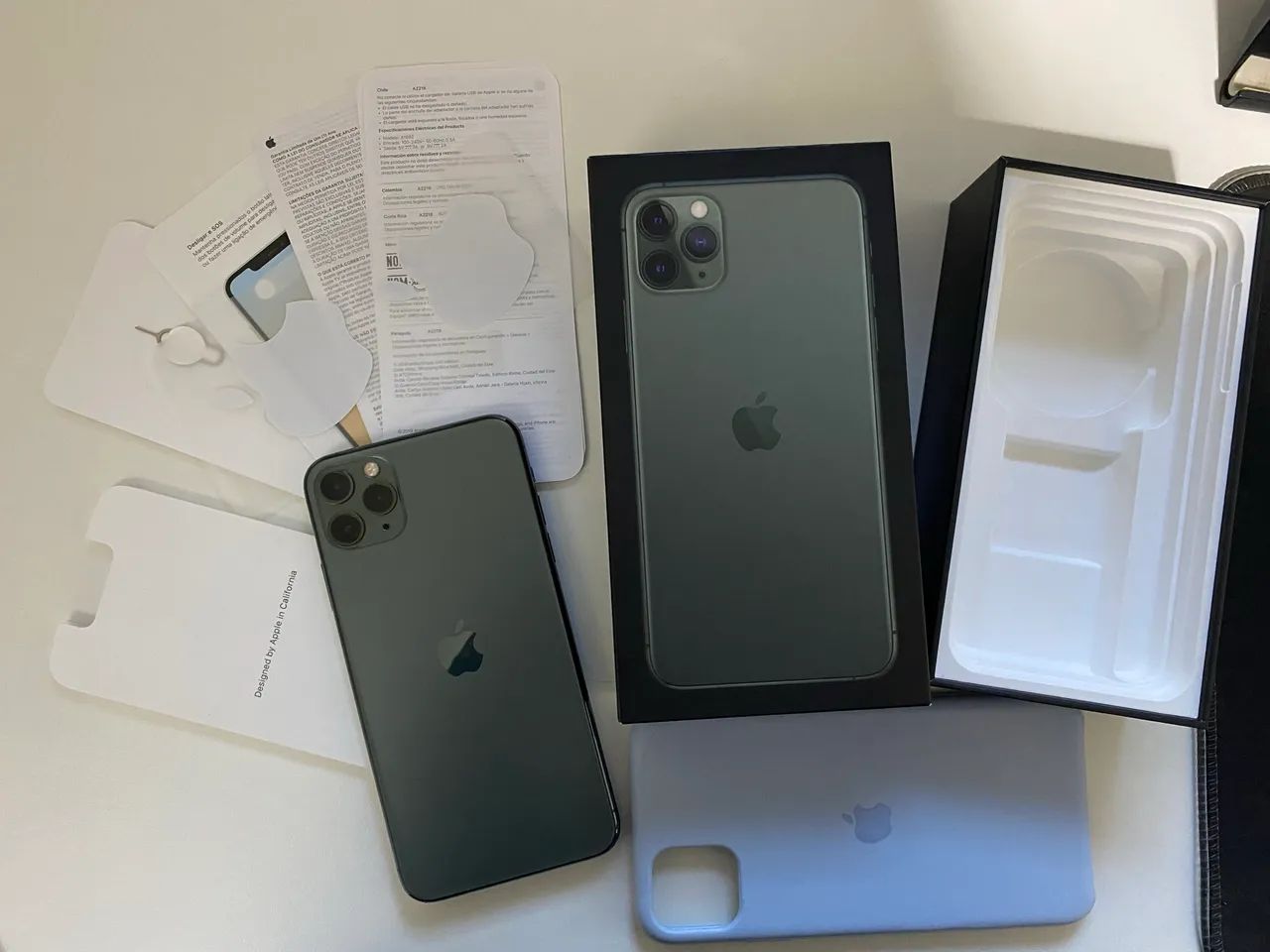 iPhone 11 Pro Max (Leia com atenção!)  - Foto 2