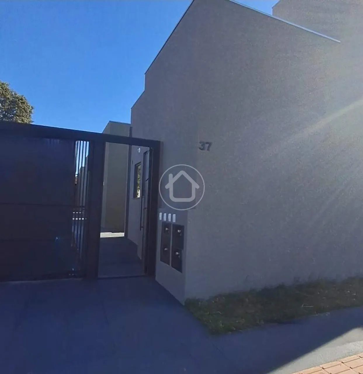 CASA NOVA EM CONDOMÍNIO