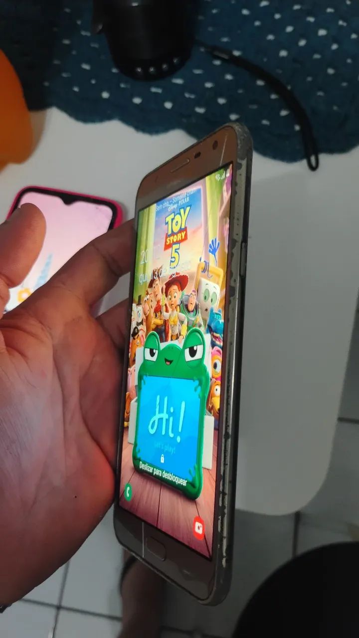 Vendo Samsung J7 dourado  - Foto 2