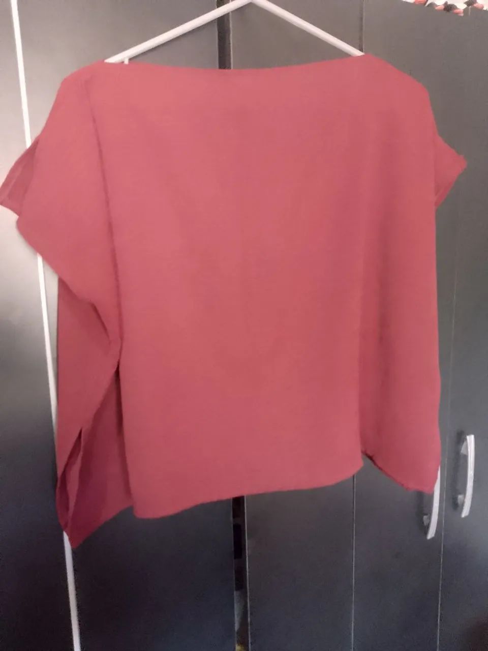 Vende se roupas  - Foto 5