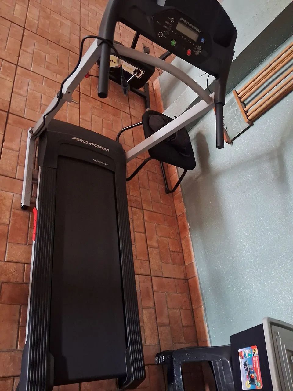 Esteira elétrica proform cadence LT super nova  - Foto 5