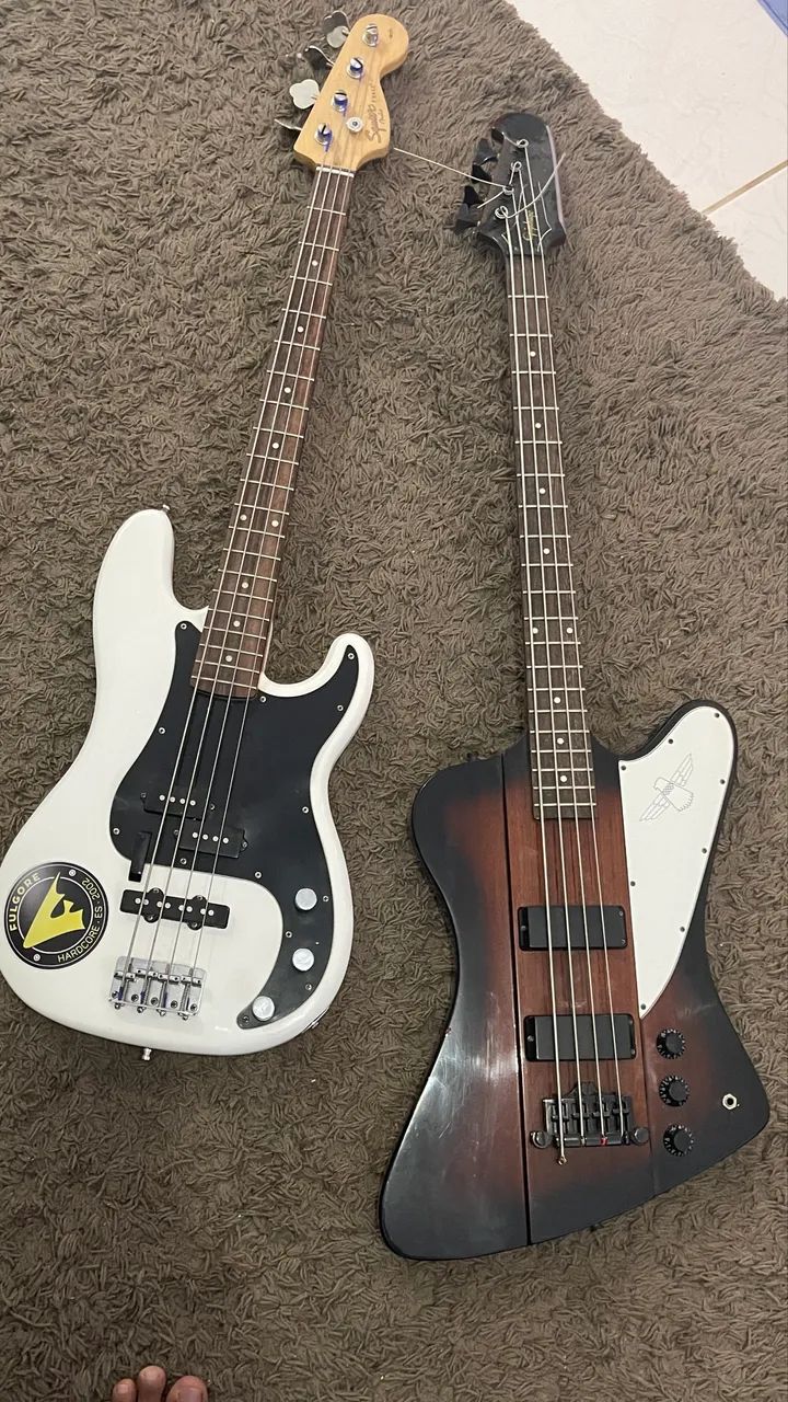 Baixo thinderbird e Squier Precision - Foto 4