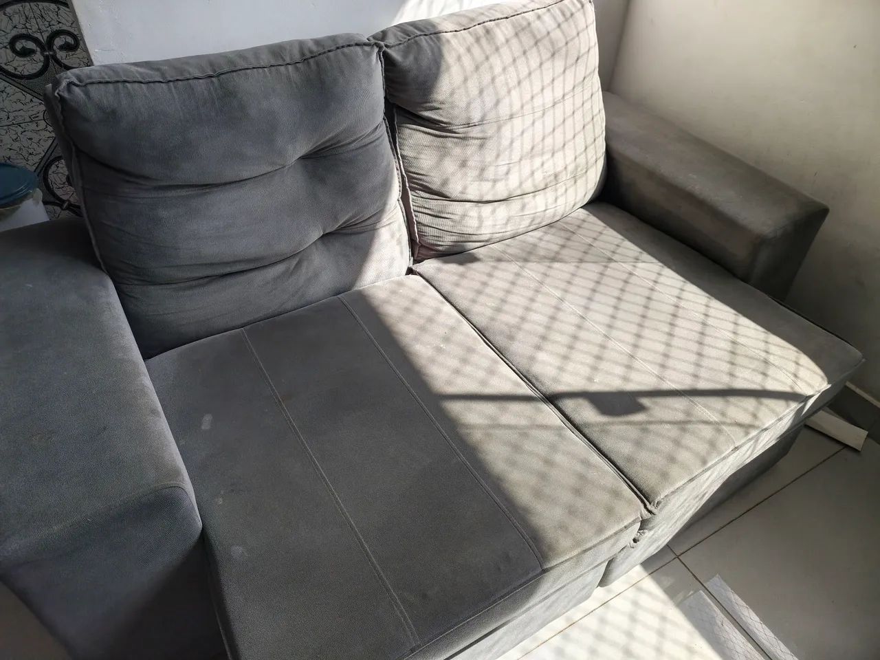 Sofá 2 Lugares Retrátil Reclinável Suede.  - Foto 4