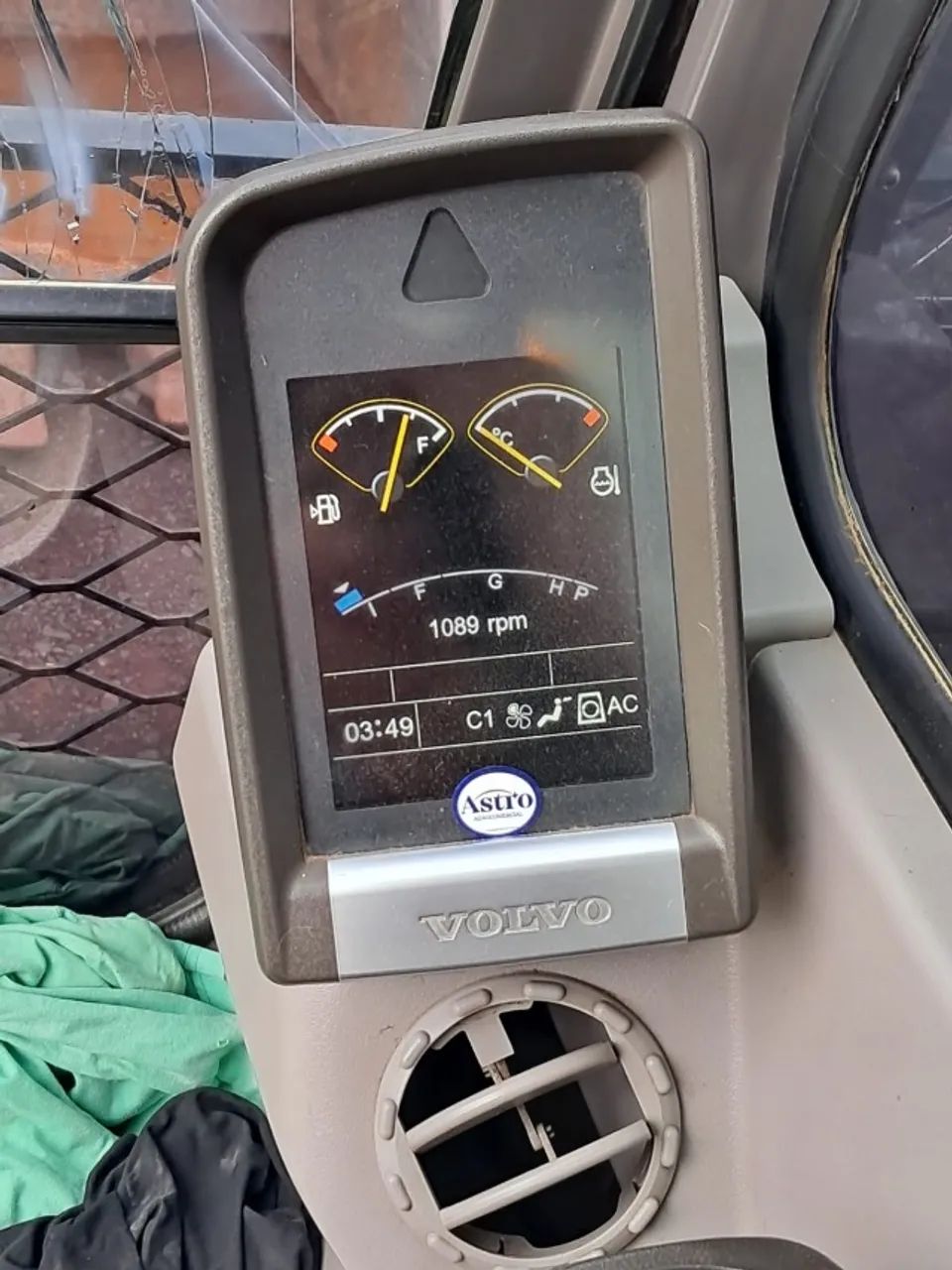 VOLVO EC200 - Foto 2