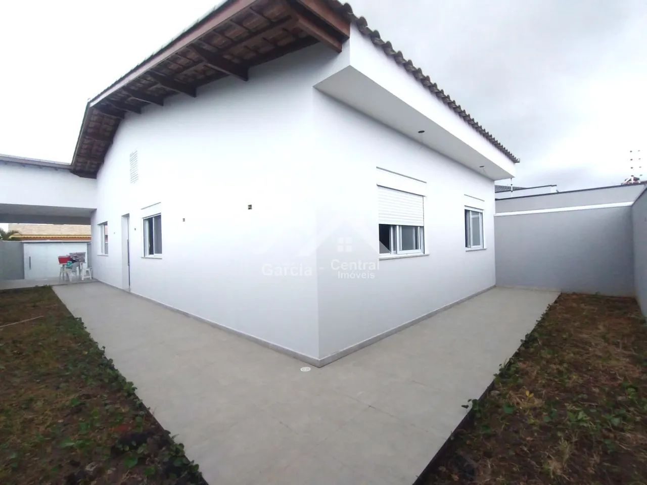 Casa com piscina em Peruíbe REF: 8877 - Foto 4