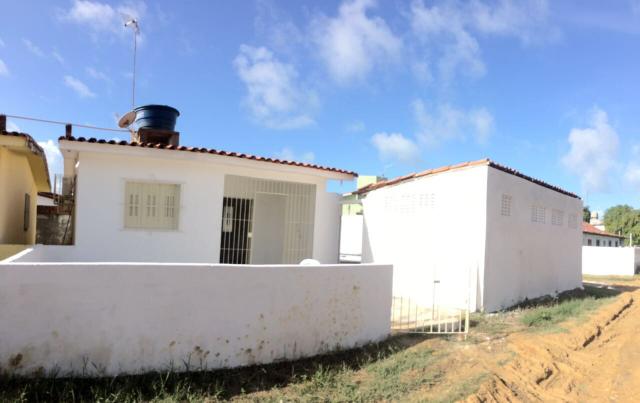 Casa com piscina em Itamaracá
