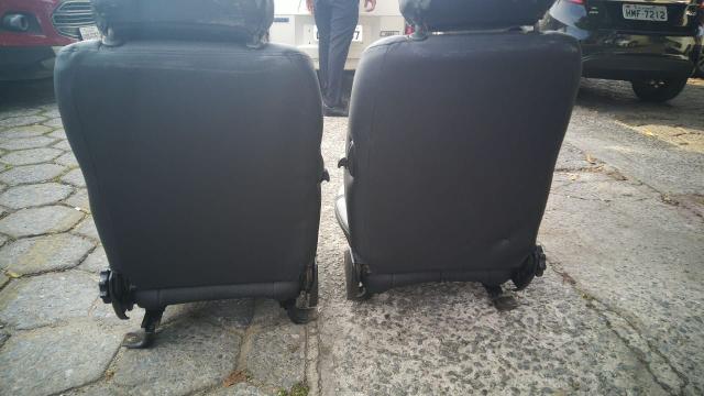Banco dianteiros de Fiat 147 - Foto 4