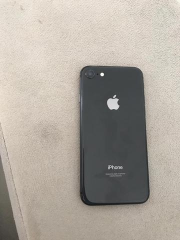 Iphone 8 / 64gb / Cinza Espacial