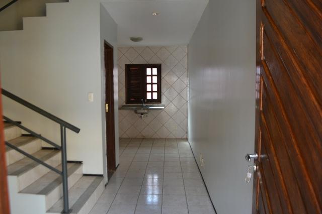 Casa em condomínio para locação em uma localização privilegiada do bairro Lagoa Seca - Foto 2