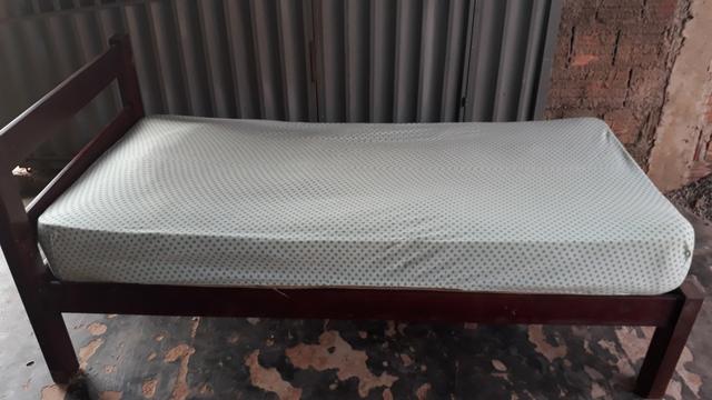 Vende-se uma cama de solteirão só 170 reais