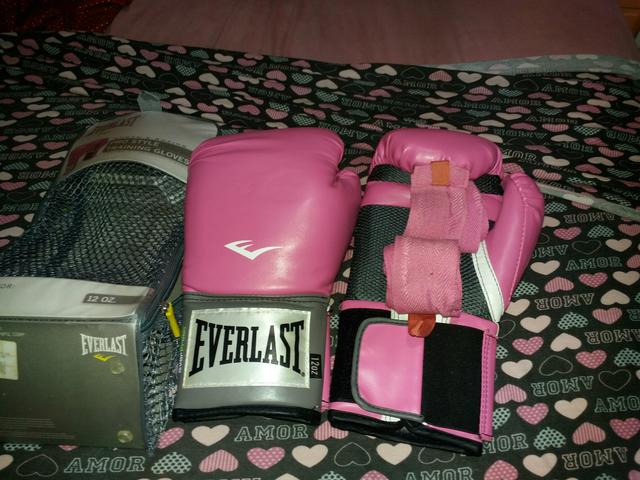 Luva everlast 12oz fem 60R$ - Foto 3