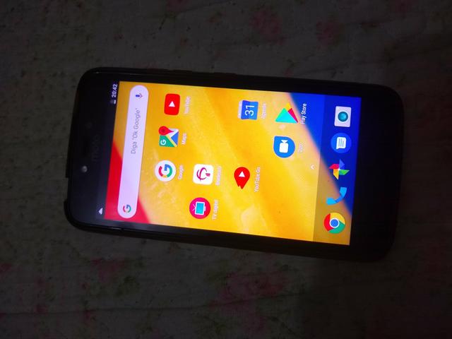 Moto c plus 5p 16 gigas 400,00 troco pc aceito cartão