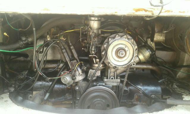 Vendo uma combi em bom estado com pequenos reparos - Foto 3