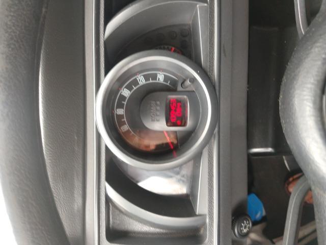 Vendo Kombi 2012 - Foto 5