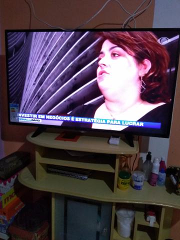 Duas tv's uma de tubo e uma smart tv - Foto 3