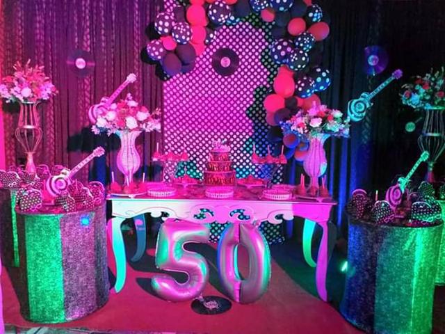 Mesa de festa branca - Foto 2