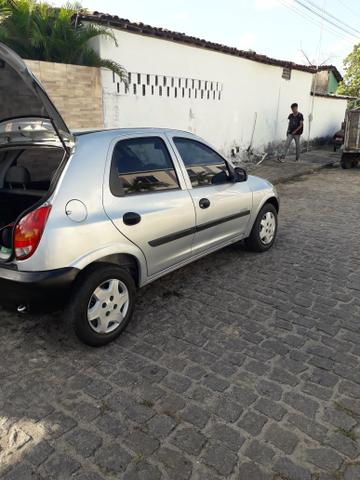 Celta Life 4 portas, ar-condicionado (gelando). 4 pneus novos - Foto 2