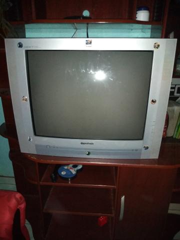 Duas tv's uma de tubo e uma smart tv - Foto 2