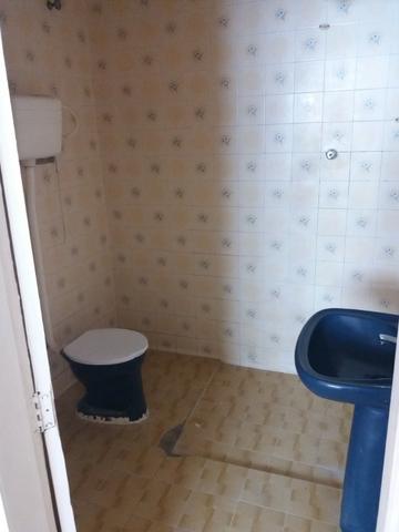 Vende-se casa bem localizada - Foto 8