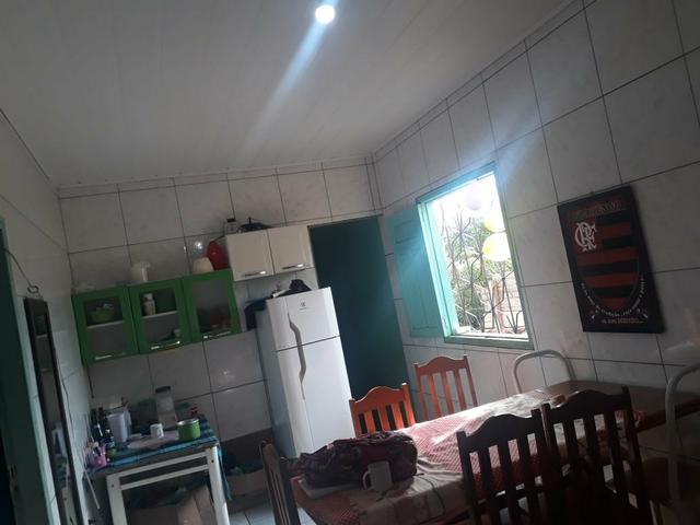 Vende-se ou troca casa150.000 com dois apartamento - Foto 3