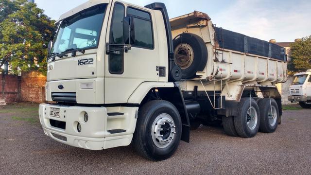 Ford Cargo 1622 truck 6x2 com caçamba Rosseti 10m3 unico dono