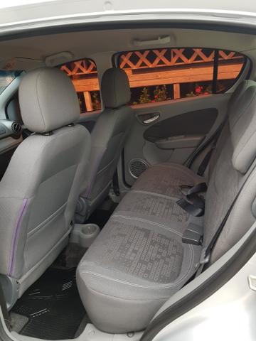 Fiat Palio attractive 1.4 Itália 2014 - Foto 20