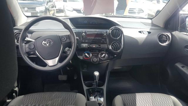 Vendo Toyota etios - Foto 2
