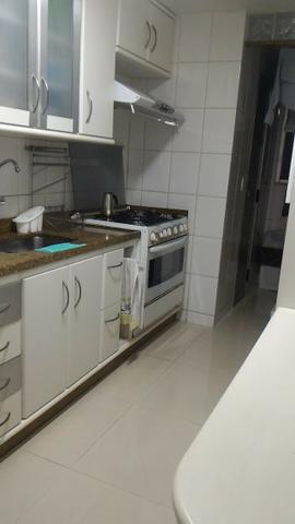 3 quartos,suíte, varanda. 2 vagas